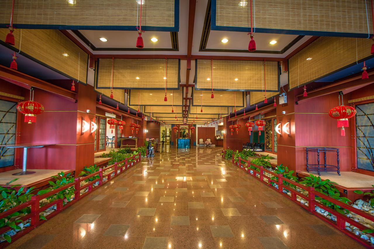 The Twin Lotus Hotel Nakhon Si Thammarat Exterior photo
